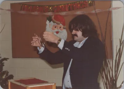 1981_December_children's_christmas_party_0009.webp