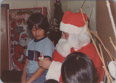 1981_December_children's_christmas_party_0017.webp