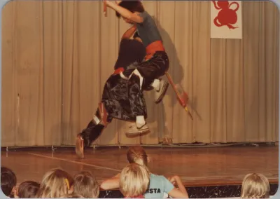 1981_Spring_folklore_chinese_pavilion_0037.webp