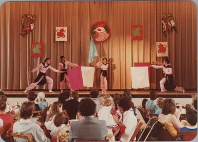 1981_Spring_folklore_chinese_pavilion_0083.webp